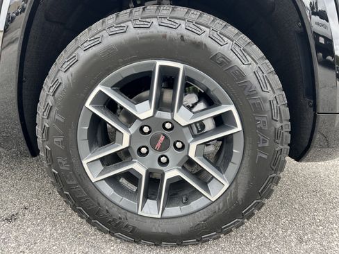 New 2026 GMC Terrain AT4 w/ Convenience Package III image 15