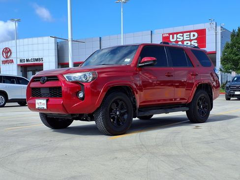 Used 2022 Toyota 4Runner SR5 RWD image 1