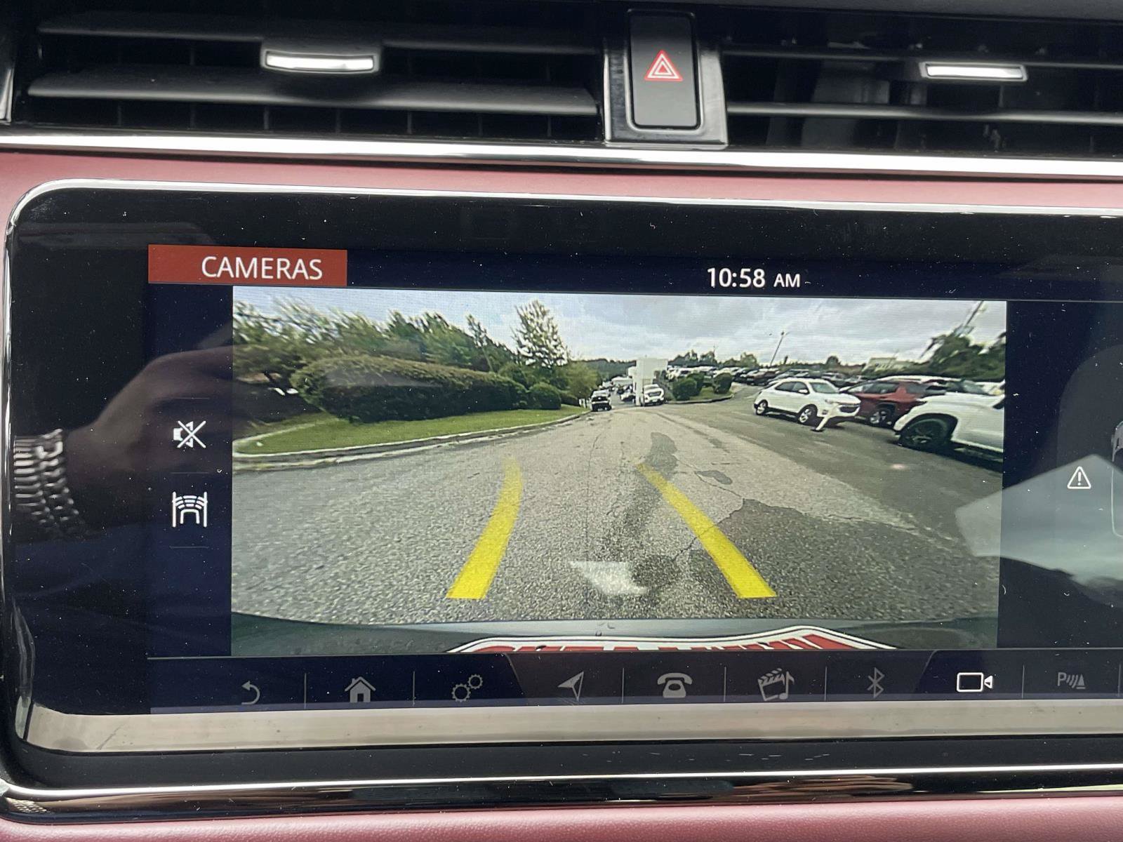 Used 2020 Land Rover Range Rover Evoque R-Dynamic HSE AWD/4WD image 21