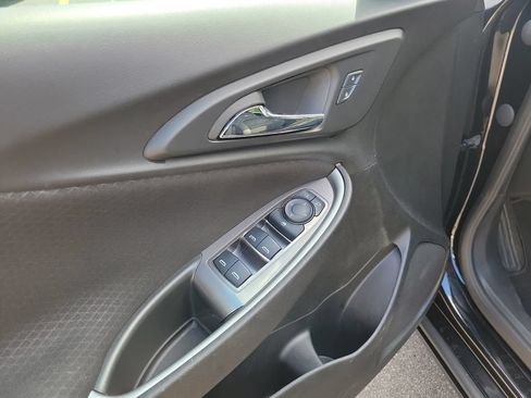 Used 2025 Chevrolet Malibu LT FWD image 23