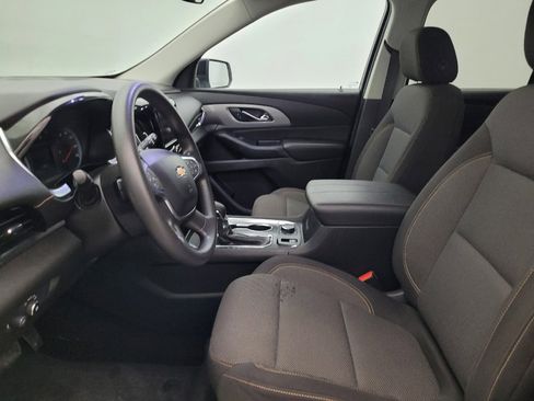 Used 2021 Chevrolet Traverse LS FWD image 17