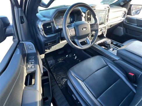 Used 2025 Ford F150 Lariat w/ Equipment Group 501A Mid image 7