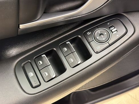 Used 2025 Hyundai Sonata SEL FWD image 26