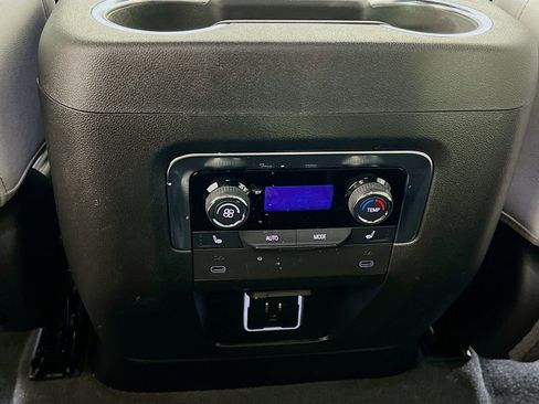 Used 2025 Chevrolet Tahoe Premier image 26