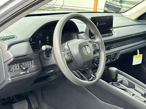 Certified 2025 Honda Accord LX image 12