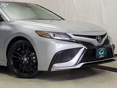 Used 2024 Toyota Camry XSE w/ Navigation Package FWD image 2