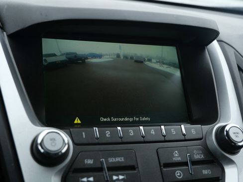 Used 2014 Chevrolet Equinox LT w/ Driver Convenience Package image 27