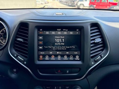 Used 2022 Jeep Cherokee Latitude Lux AWD/4WD image 15