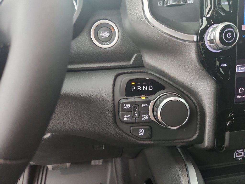 New 2026 RAM 1500 Big Horn AWD/4WD image 29