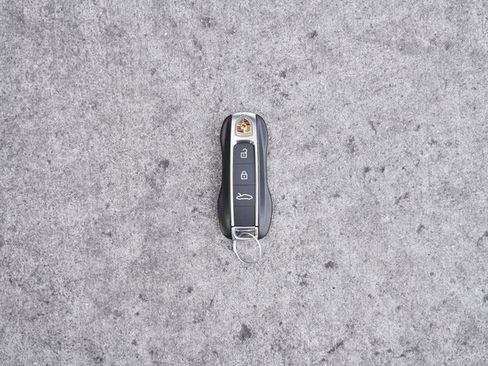 Used 2024 Porsche 911 Turbo image 75