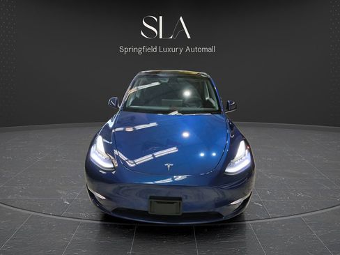 Used 2020 Tesla Model Y Long Range AWD/4WD image 3
