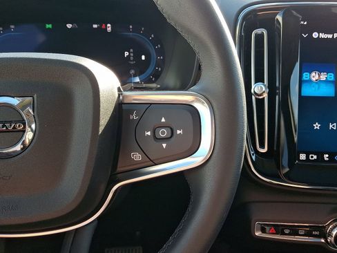 Certified 2024 Volvo XC40 B5 Core image 22