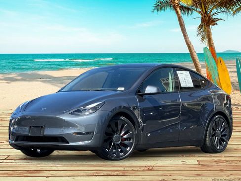 Used 2022 Tesla Model Y Performance AWD/4WD image 2