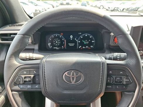 Used 2025 Toyota 4Runner TRD Sport AWD/4WD image 23