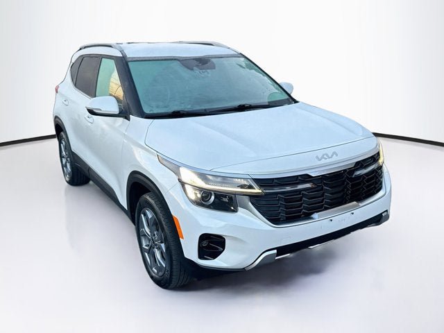 Certified 2024 Kia Seltos S AWD/4WD image 3