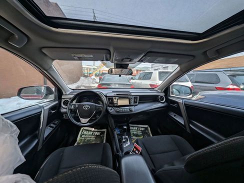 Used 2017 Toyota RAV4 XLE image 7