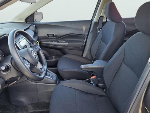 New 2025 Nissan Kicks Play S image 10