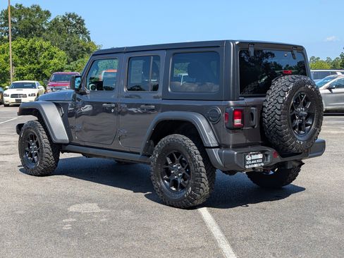 Used 2024 Jeep Wrangler Unlimited Sport AWD/4WD image 7