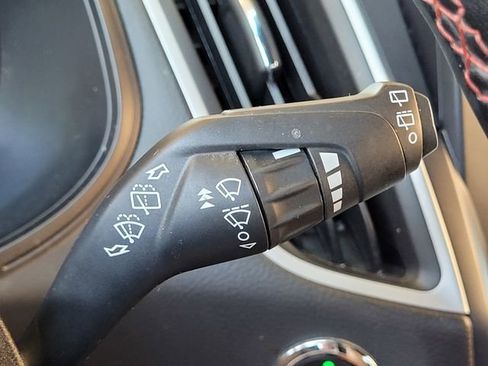 Used 2022 Ford Edge ST-Line image 16