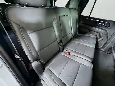 Used 2025 Chevrolet Tahoe LT image 28