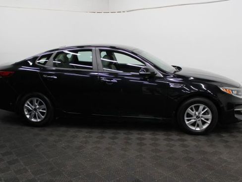 Used 2016 Kia Optima LX image 4