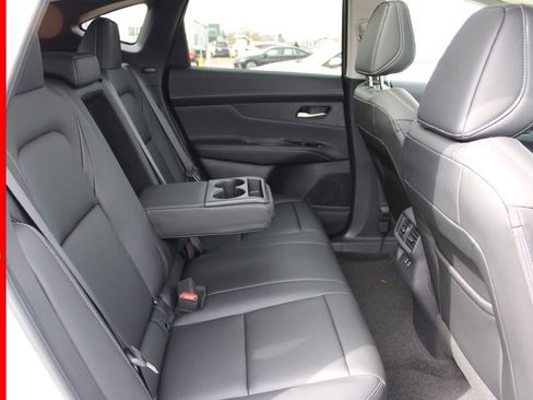 New 2025 Nissan Murano SL image 17