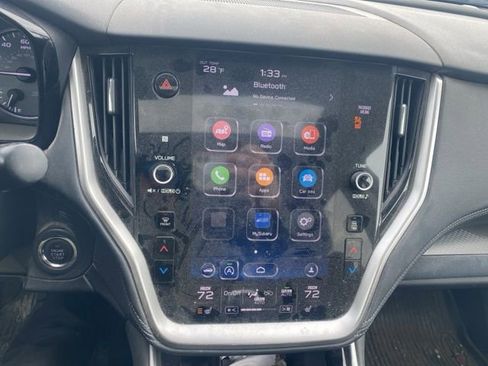 Used 2022 Subaru Outback Premium image 12