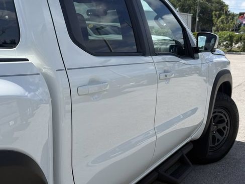 Used 2026 Nissan Frontier PRO-4X w/ Pro-4x Convenience Package AWD/4WD image 9