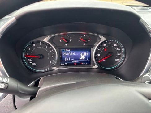 Used 2022 Chevrolet Equinox LT image 8