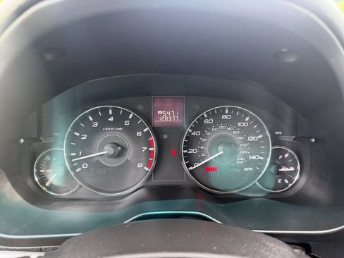 Used 2011 Subaru Outback 2.5i AWD/4WD image 11