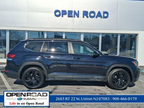 Used 2022 Volkswagen Atlas SE image 4