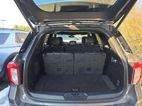 Used 2022 Ford Explorer ST w/ Equipment Group 401A image 12