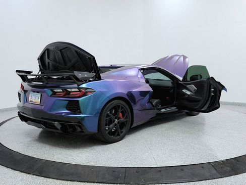 Used 2022 Chevrolet Corvette Stingray Premium Conv w/ Z51 Performance Package RWD image 11