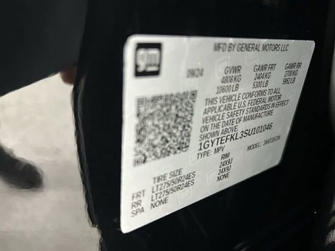 Certified 2025 Cadillac Escalade IQ Sport 2 AWD/4WD image 35