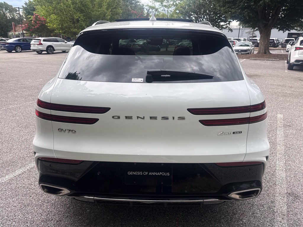New 2026 Genesis GV70 3.5T Sport Advanced AWD/4WD image 9
