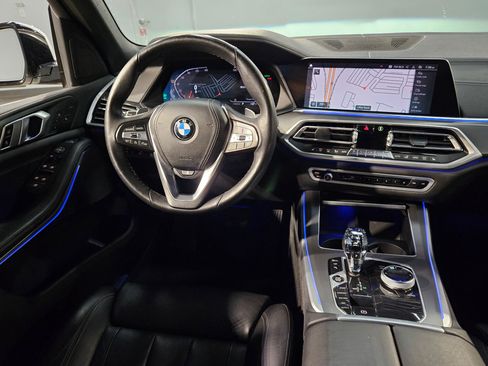 Used 2022 BMW X5 xDrive40i w/ Premium Package image 9
