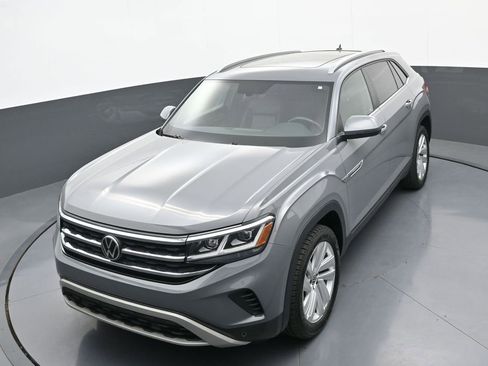 Used 2021 Volkswagen Atlas Cross Sport SE AWD/4WD image 30
