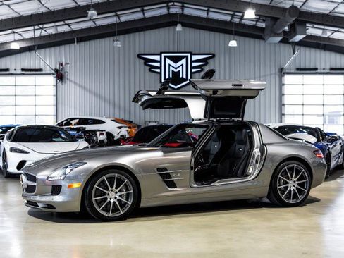 Used 2011 Mercedes-Benz SLS AMG Coupe image 1