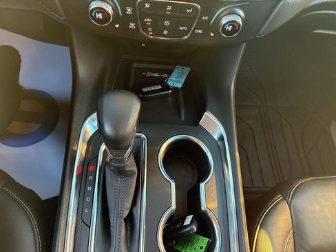 Used 2023 Chevrolet Traverse LT w/ LPO, Floor Liner Package image 20