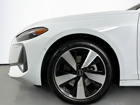 Used 2025 Audi A5 2.0T Premium Plus w/ Premium Plus AWD/4WD image 12