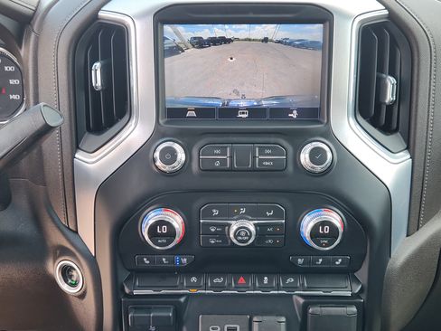 Used 2021 GMC Sierra 1500 SLT w/ SLT Convenience Package RWD image 19