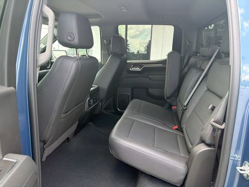 Used 2026 GMC Sierra 1500 Elevation w/ Elevation Premium Package AWD/4WD image 6