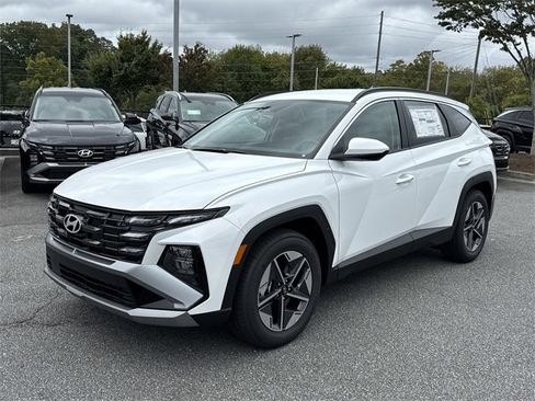 New 2026 Hyundai Tucson SEL image 3