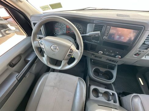 Used 2021 Nissan NV 2500 SV RWD image 8