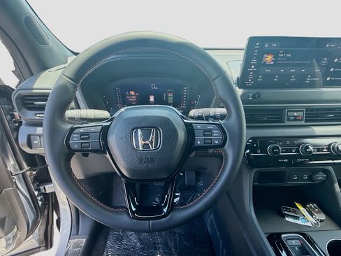 New 2026 Honda Pilot Sport image 10