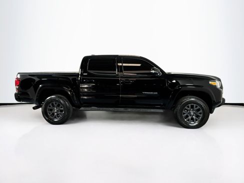 Used 2023 Toyota Tacoma SR image 8