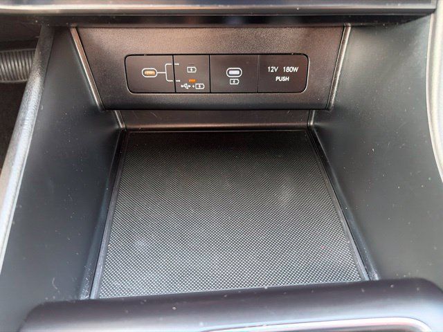 Used 2025 Hyundai Sonata SEL FWD image 19