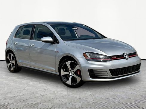 Used 2017 Volkswagen GTI S FWD image 3