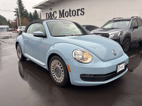 Used 2013 Volkswagen Beetle 2.5 image 1