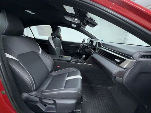 Certified 2025 Toyota Camry SE w/ Convenience Package image 8